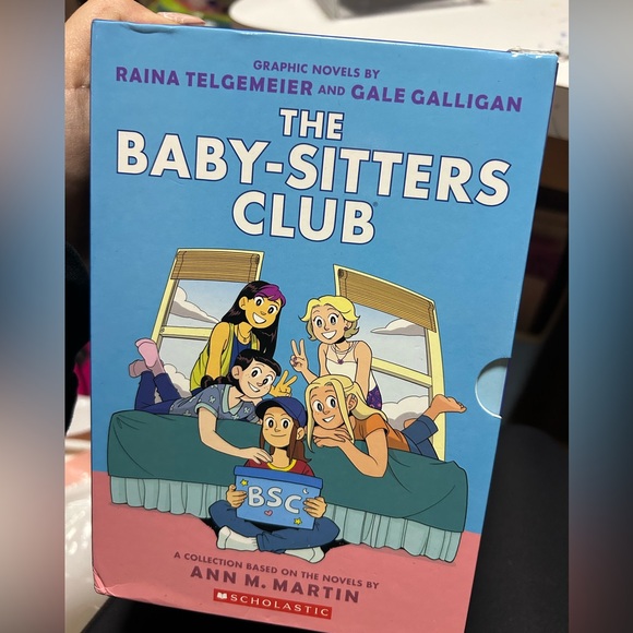 The babysitters club novel collection 1-7 novels - Picture 2 of 2